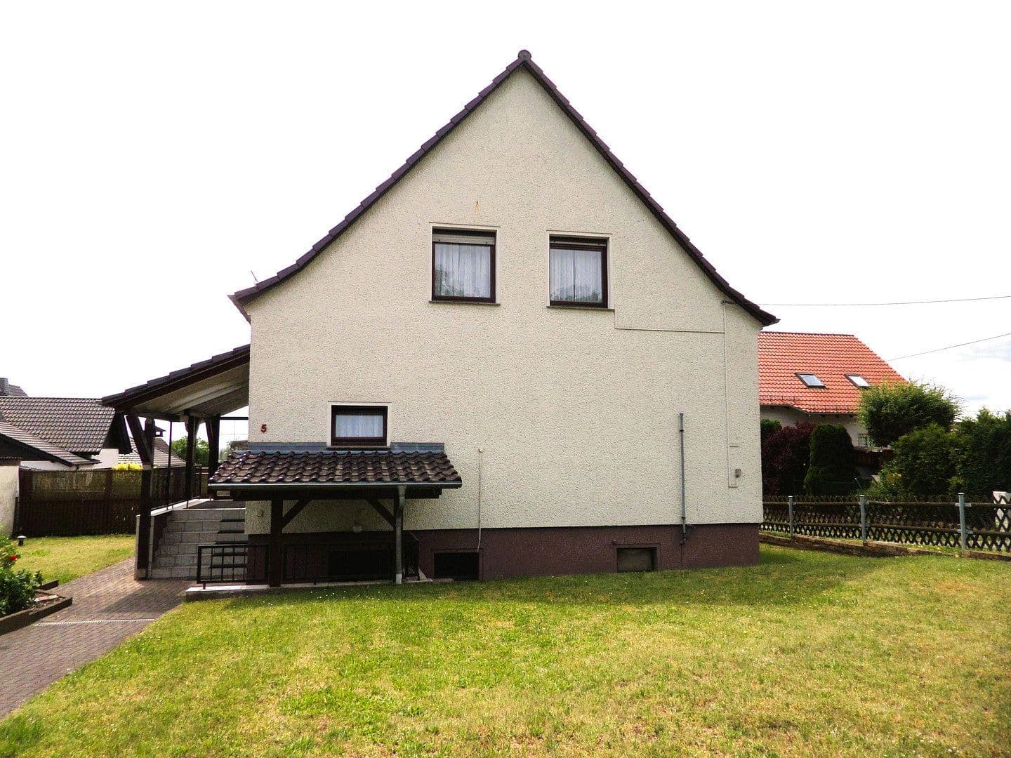 Prodej domu 131 m², pozemek 570 m², Lauchhammer, Braniborsko Prodej domu 131 m², pozemek 570 m², Lauchhammer, Braniborsko