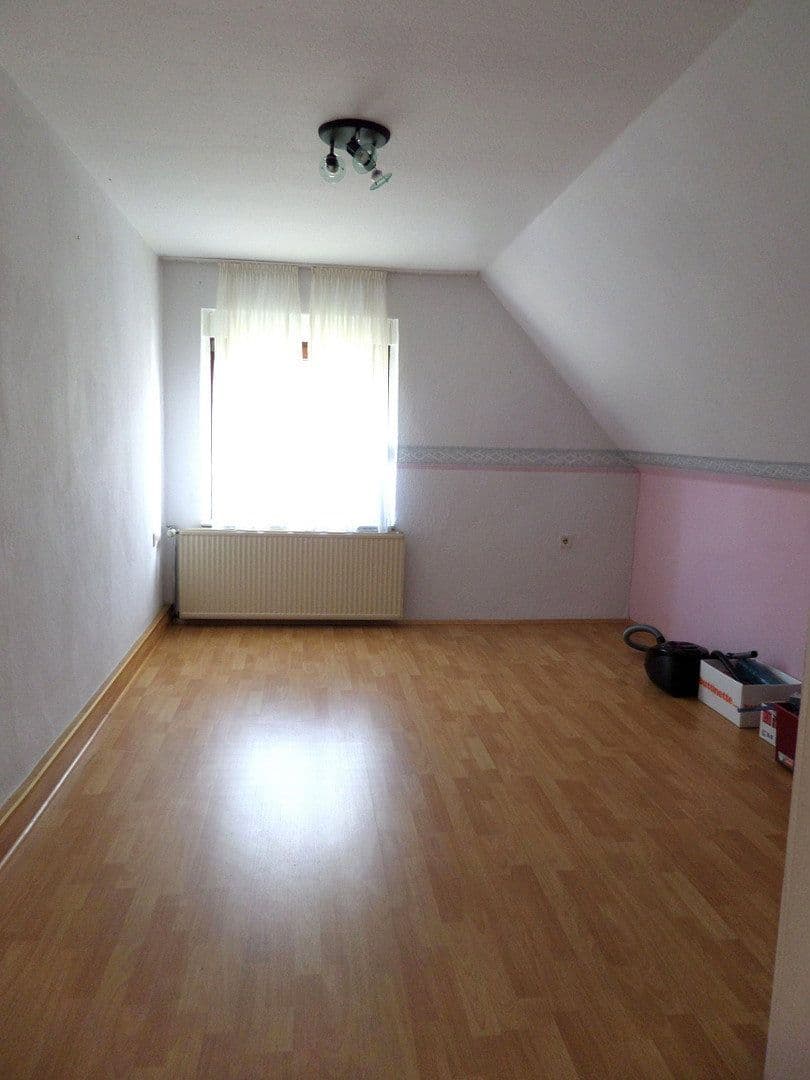 Prodej domu 131 m², pozemek 570 m², Lauchhammer, Braniborsko Prodej domu 131 m², pozemek 570 m², Lauchhammer, Braniborsko