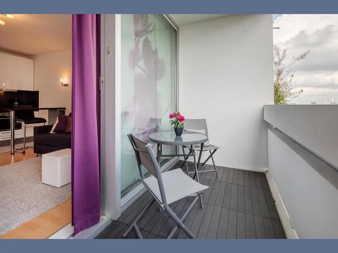 Pronájem bytu 1+1 26 m², Elektrastrasse 11, München, Bavorsko Pronájem bytu 1+1 26 m², Elektrastrasse 11, München, Bavorsko