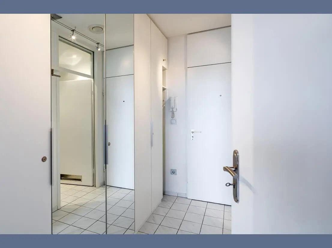 Pronájem bytu 1+1 26 m², Elektrastrasse 11, München, Bavorsko Pronájem bytu 1+1 26 m², Elektrastrasse 11, München, Bavorsko