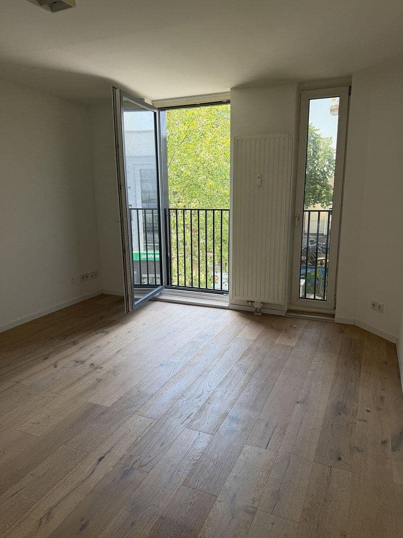 Pronájem bytu 125 m², Viktoriastr 45, Bochum, Severní Porýní-Vestfálsko Pronájem bytu 125 m², Viktoriastr 45, Bochum, Severní Porýní-Vestfálsko