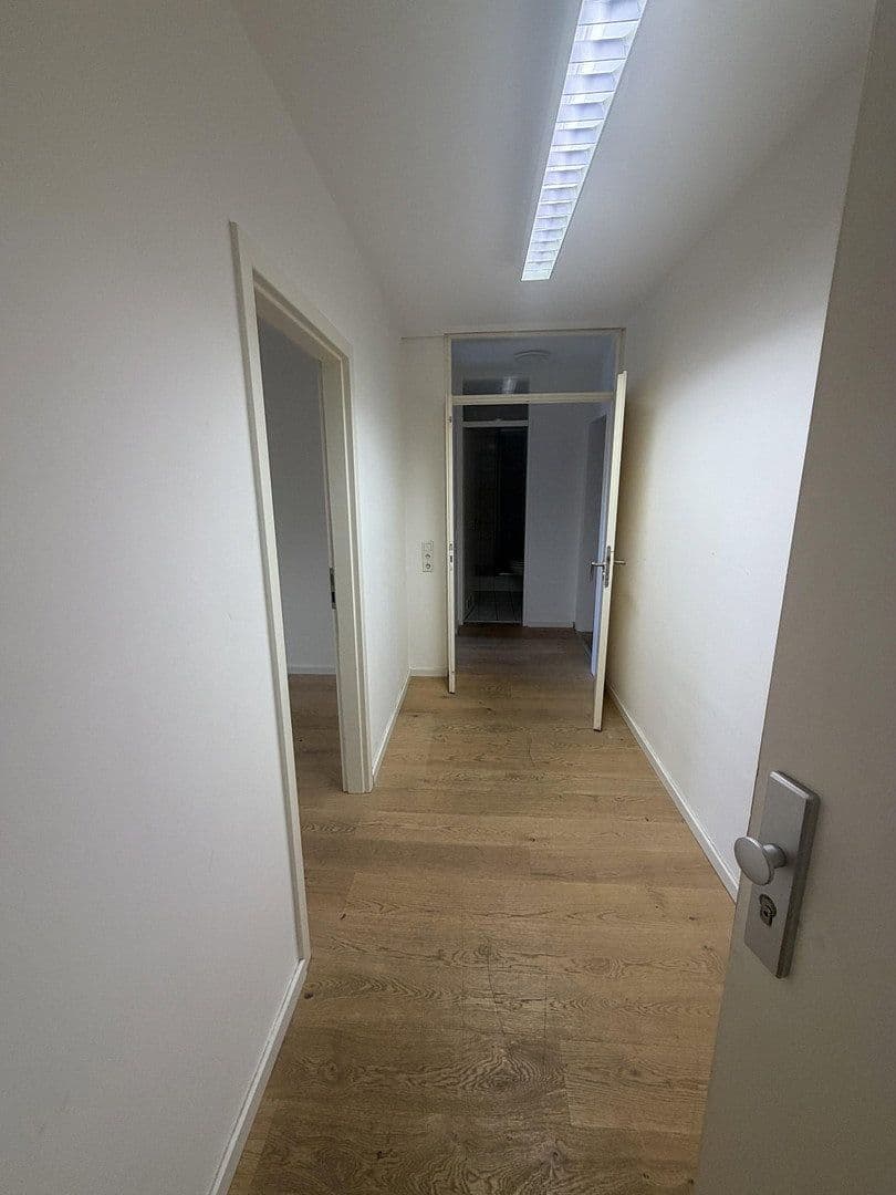 Pronájem bytu 125 m², Viktoriastr 45, Bochum, Severní Porýní-Vestfálsko Pronájem bytu 125 m², Viktoriastr 45, Bochum, Severní Porýní-Vestfálsko