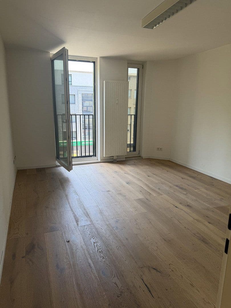 Pronájem bytu 125 m², Viktoriastr 45, Bochum, Severní Porýní-Vestfálsko Pronájem bytu 125 m², Viktoriastr 45, Bochum, Severní Porýní-Vestfálsko