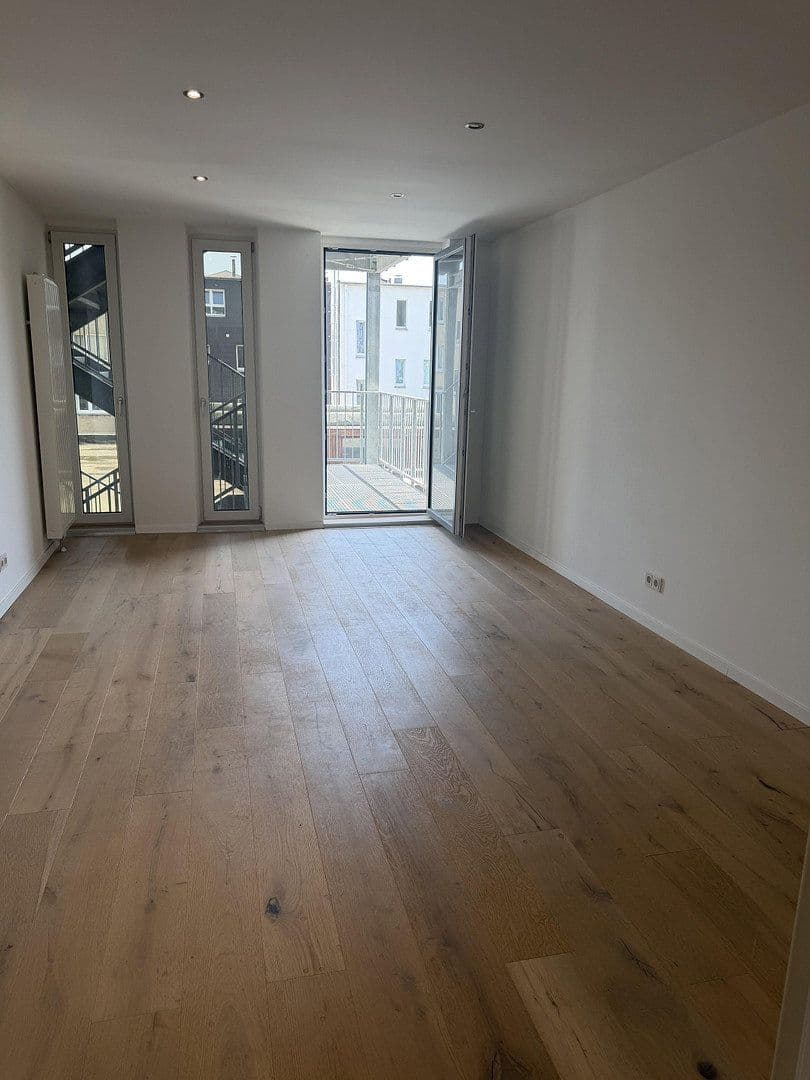 Pronájem bytu 125 m², Viktoriastr 45, Bochum, Severní Porýní-Vestfálsko Pronájem bytu 125 m², Viktoriastr 45, Bochum, Severní Porýní-Vestfálsko