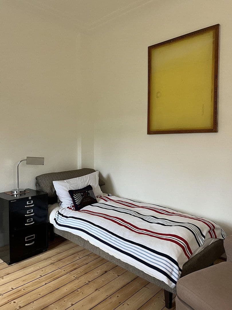 Pronájem bytu 1+1 27 m², Ludenbergerstraße 11, düsseldorf, Severní Porýní-Vestfálsko Pronájem bytu 1+1 27 m², Ludenbergerstraße 11, düsseldorf, Severní Porýní-Vestfálsko