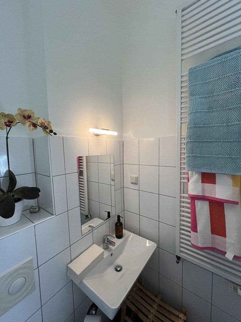 Pronájem bytu 1+1 27 m², Ludenbergerstraße 11, düsseldorf, Severní Porýní-Vestfálsko Pronájem bytu 1+1 27 m², Ludenbergerstraße 11, düsseldorf, Severní Porýní-Vestfálsko