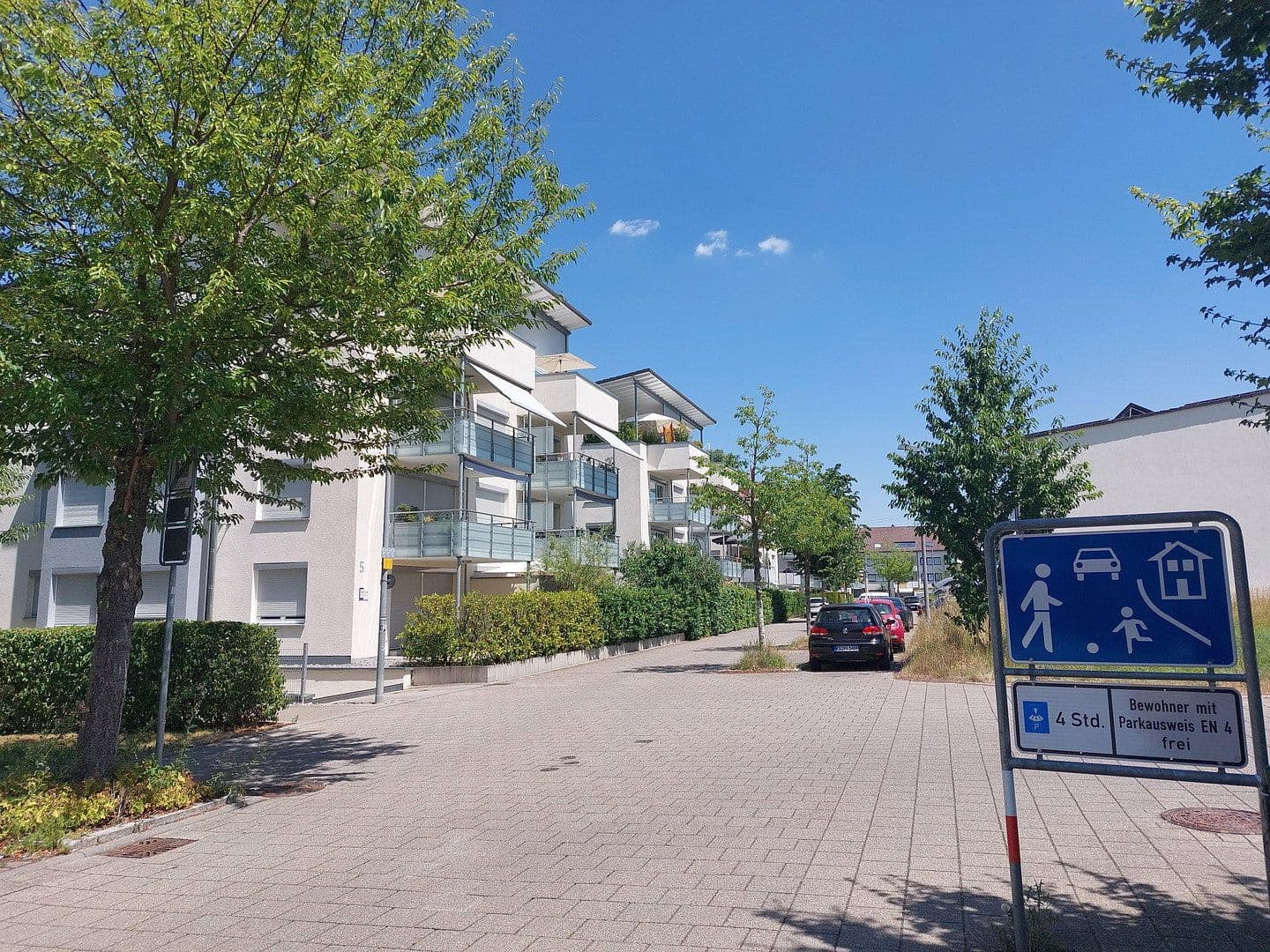 Prodej bytu 4+kk 98 m², Magellanstraße 7, Leinfelden-Echterdingen, Bádensko-Württembersko Prodej bytu 4+kk 98 m², Magellanstraße 7, Leinfelden-Echterdingen, Bádensko-Württembersko