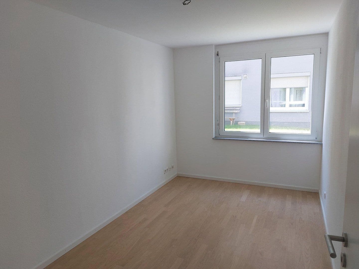 Prodej bytu 4+kk 98 m², Magellanstraße 7, Leinfelden-Echterdingen, Bádensko-Württembersko Prodej bytu 4+kk 98 m², Magellanstraße 7, Leinfelden-Echterdingen, Bádensko-Württembersko