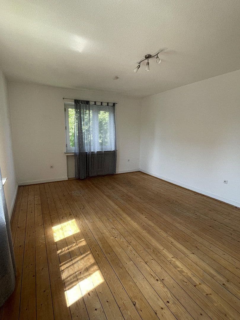 Pronájem bytu 2+1 57 m², Grütterstraße 11, Hameln, Dolní Sasko Pronájem bytu 2+1 57 m², Grütterstraße 11, Hameln, Dolní Sasko