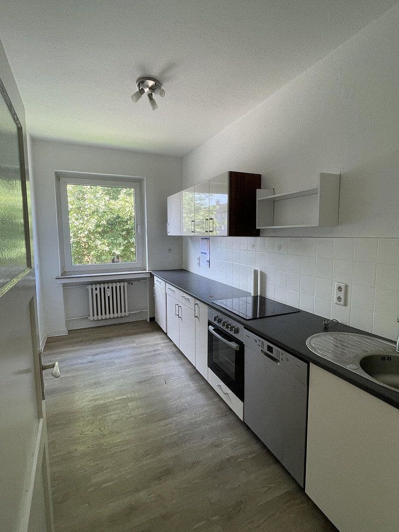 Pronájem bytu 2+1 57 m², Grütterstraße 11, Hameln, Dolní Sasko Pronájem bytu 2+1 57 m², Grütterstraße 11, Hameln, Dolní Sasko