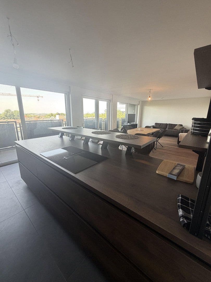 Pronájem bytu 3+1 118 m², Viktoriastr 43, Bochum, Severní Porýní-Vestfálsko Pronájem bytu 3+1 118 m², Viktoriastr 43, Bochum, Severní Porýní-Vestfálsko