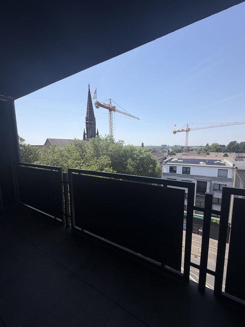 Pronájem bytu 3+1 118 m², Viktoriastr 43, Bochum, Severní Porýní-Vestfálsko Pronájem bytu 3+1 118 m², Viktoriastr 43, Bochum, Severní Porýní-Vestfálsko