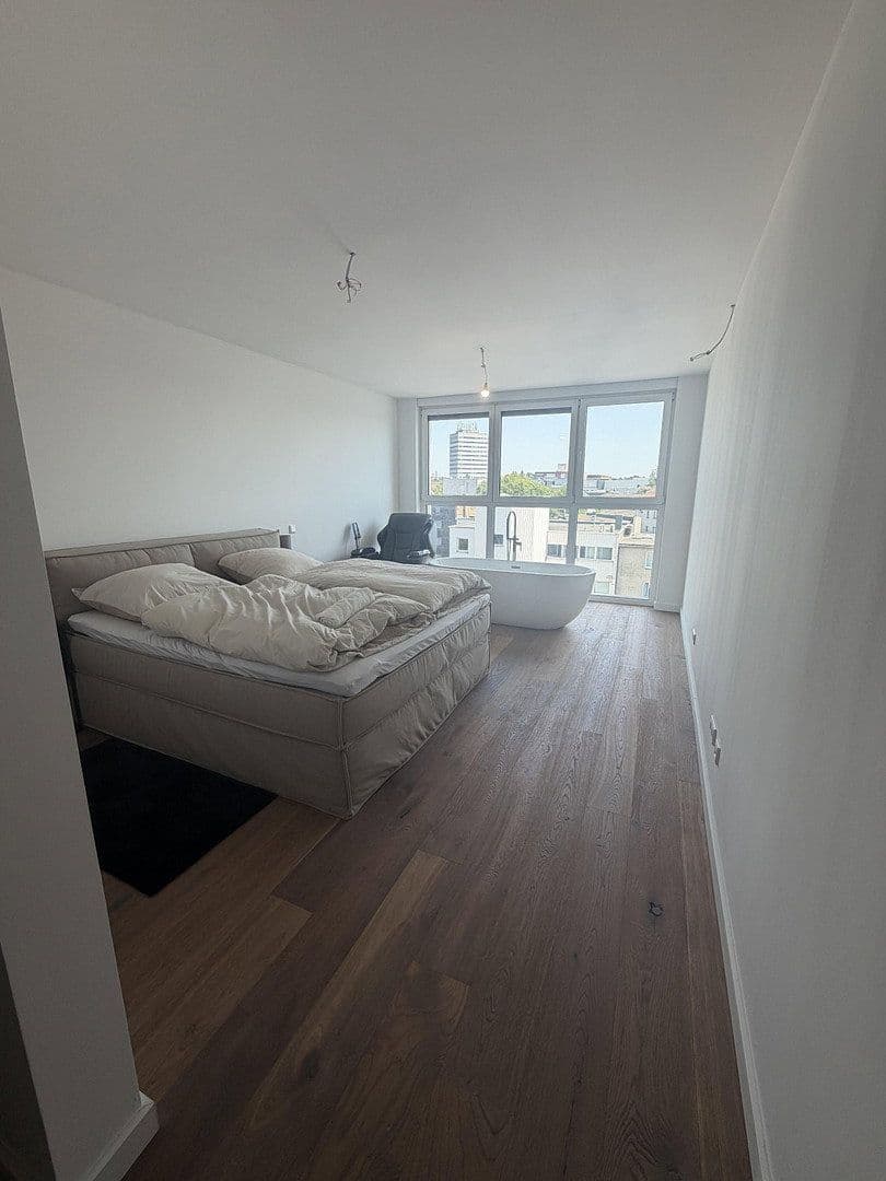 Pronájem bytu 3+1 118 m², Viktoriastr 43, Bochum, Severní Porýní-Vestfálsko Pronájem bytu 3+1 118 m², Viktoriastr 43, Bochum, Severní Porýní-Vestfálsko