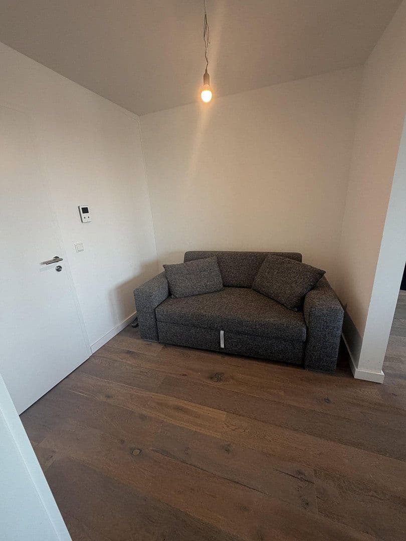 Pronájem bytu 3+1 118 m², Viktoriastr 43, Bochum, Severní Porýní-Vestfálsko Pronájem bytu 3+1 118 m², Viktoriastr 43, Bochum, Severní Porýní-Vestfálsko