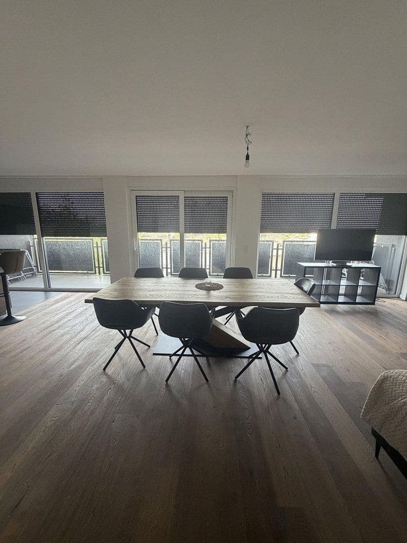Pronájem bytu 3+1 118 m², Viktoriastr 43, Bochum, Severní Porýní-Vestfálsko Pronájem bytu 3+1 118 m², Viktoriastr 43, Bochum, Severní Porýní-Vestfálsko