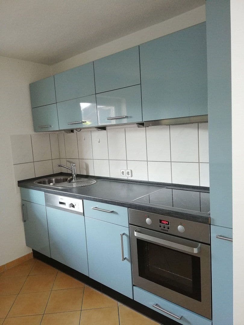 Pronájem bytu 3+1 58 m², Kürnberger Str. 15, Schopfheim, Bádensko-Württembersko Pronájem bytu 3+1 58 m², Kürnberger Str. 15, Schopfheim, Bádensko-Württembersko