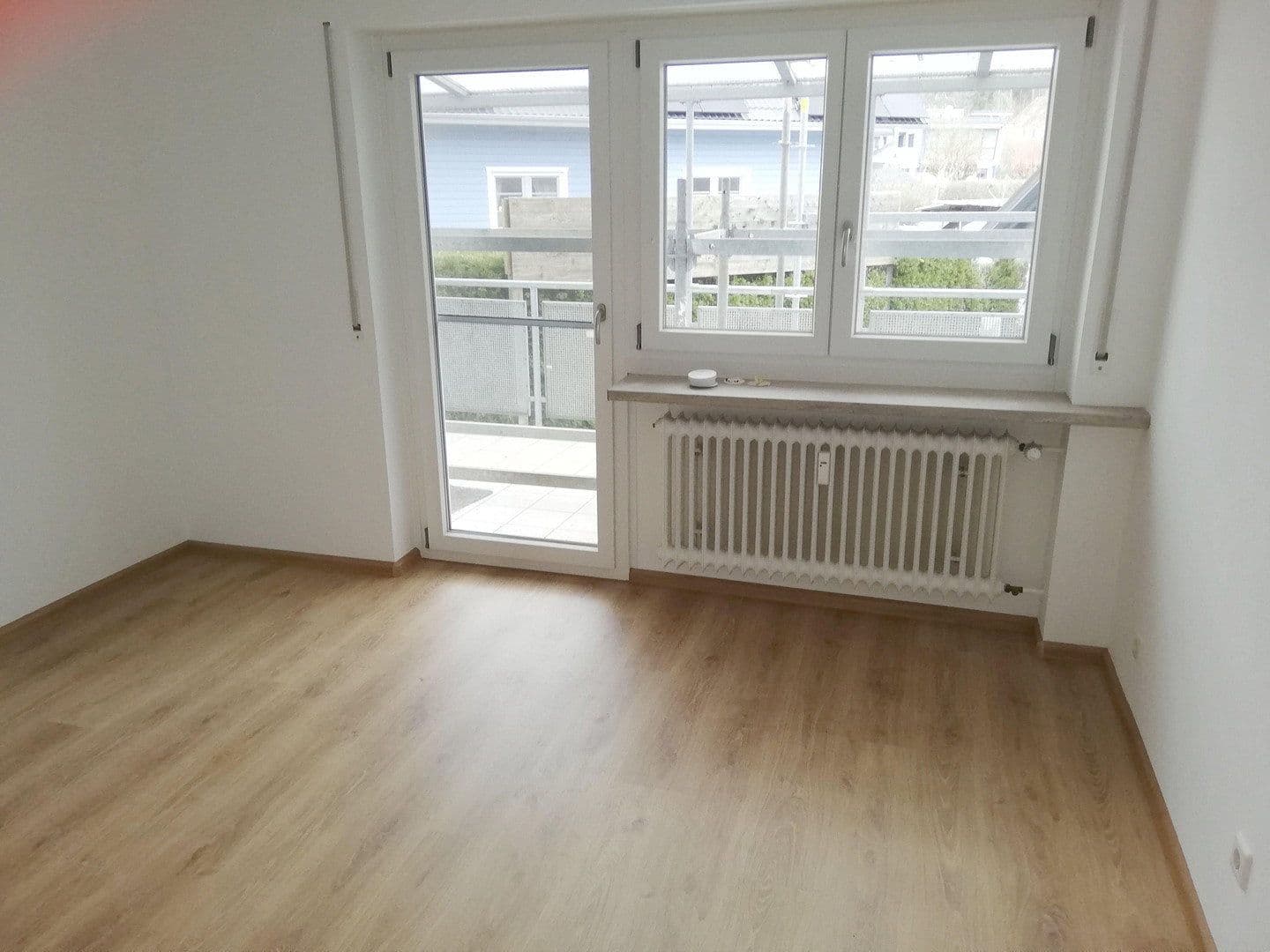 Pronájem bytu 3+1 58 m², Kürnberger Str. 15, Schopfheim, Bádensko-Württembersko Pronájem bytu 3+1 58 m², Kürnberger Str. 15, Schopfheim, Bádensko-Württembersko