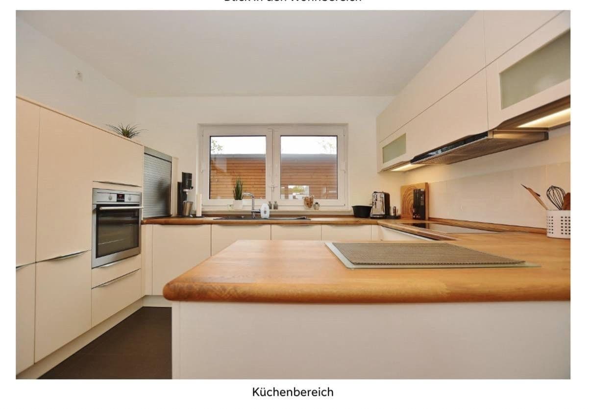Pronájem domu 136 m², pozemek 285 m², Wolfsburg, Dolní Sasko Pronájem domu 136 m², pozemek 285 m², Wolfsburg, Dolní Sasko