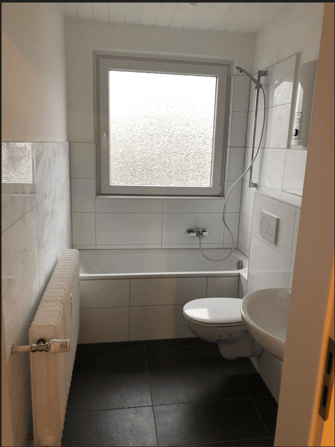 Pronájem bytu 3+kk 60 m², Schloßstr. 317, Essen, Severní Porýní-Vestfálsko Pronájem bytu 3+kk 60 m², Schloßstr. 317, Essen, Severní Porýní-Vestfálsko
