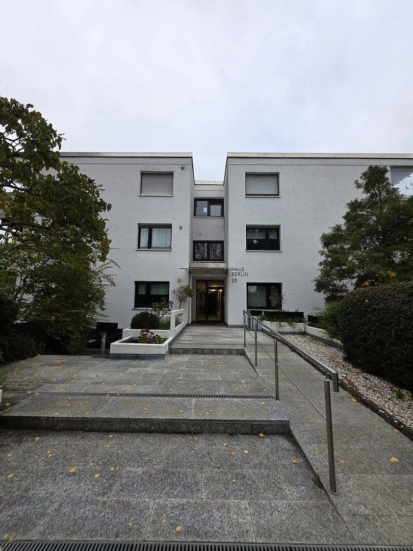 Prodej bytu 3+1 76 m², Breslauer Str. 25, Rheinbach, Severní Porýní-Vestfálsko Prodej bytu 3+1 76 m², Breslauer Str. 25, Rheinbach, Severní Porýní-Vestfálsko