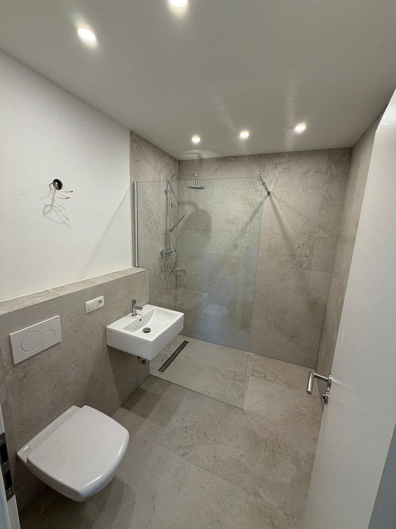 Prodej bytu 3+1 76 m², Breslauer Str. 25, Rheinbach, Severní Porýní-Vestfálsko Prodej bytu 3+1 76 m², Breslauer Str. 25, Rheinbach, Severní Porýní-Vestfálsko
