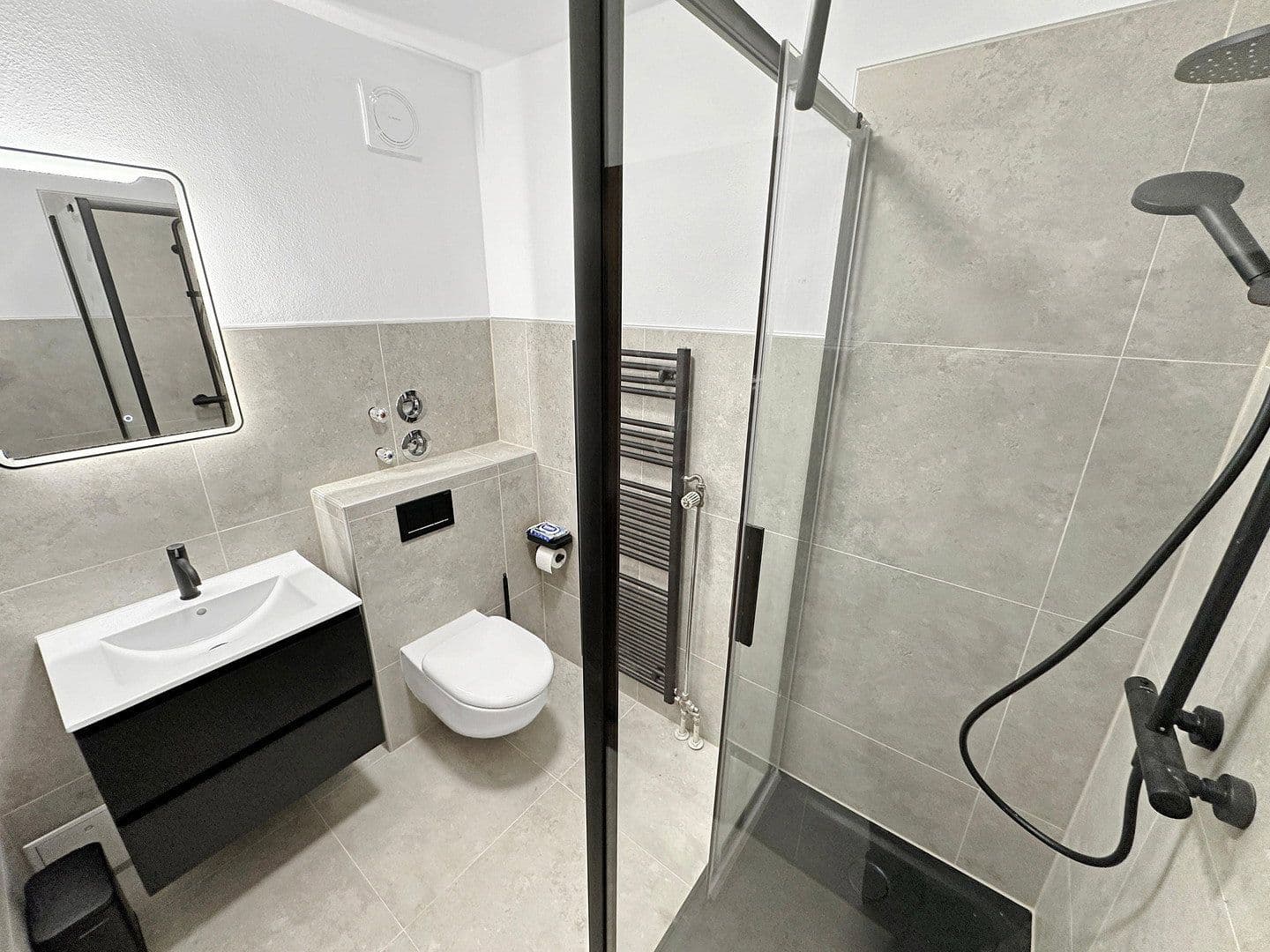 Pronájem bytu 1+1 48 m², Dr.-Deißböck-Weg 3, Erding, Bavorsko Pronájem bytu 1+1 48 m², Dr.-Deißböck-Weg 3, Erding, Bavorsko