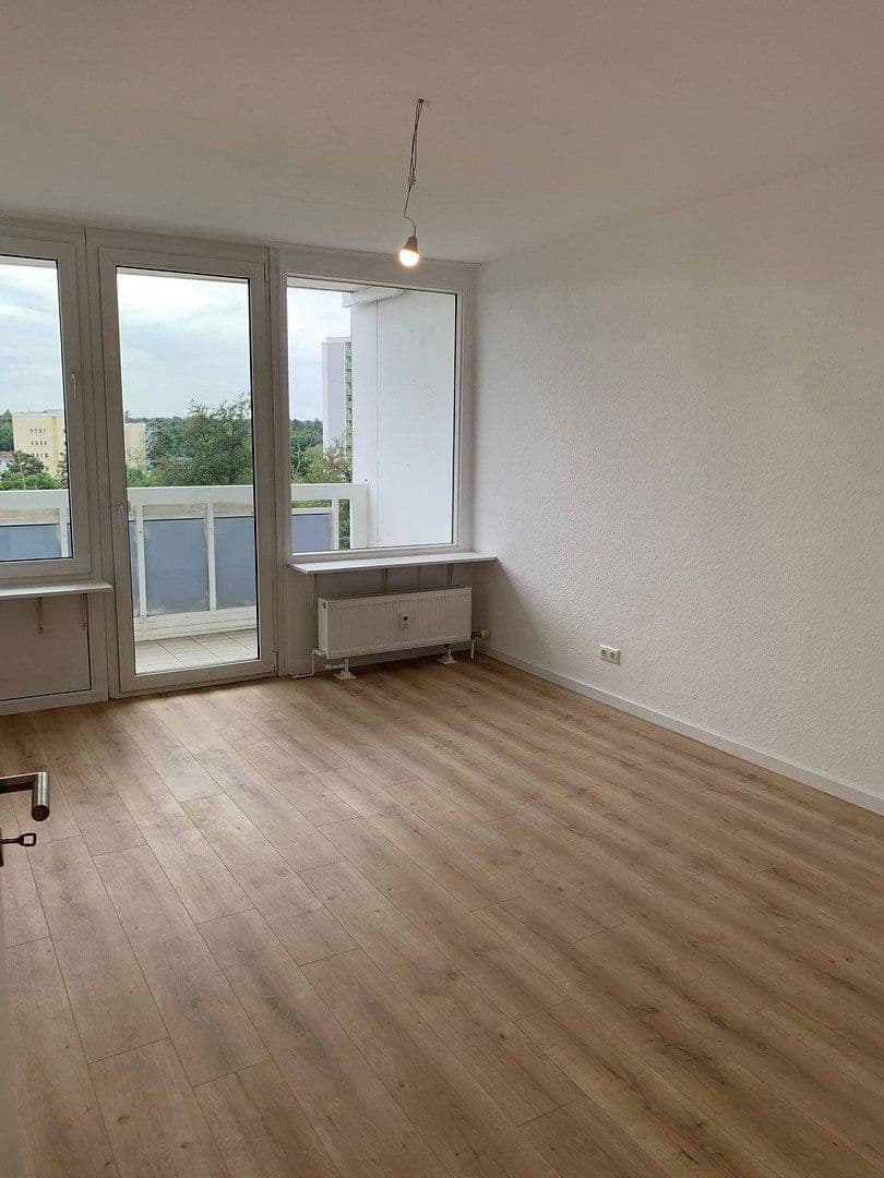 Pronájem bytu 3+1 89 m², Feldbergstr. 16, Heusenstamm, Hessen Pronájem bytu 3+1 89 m², Feldbergstr. 16, Heusenstamm, Hessen