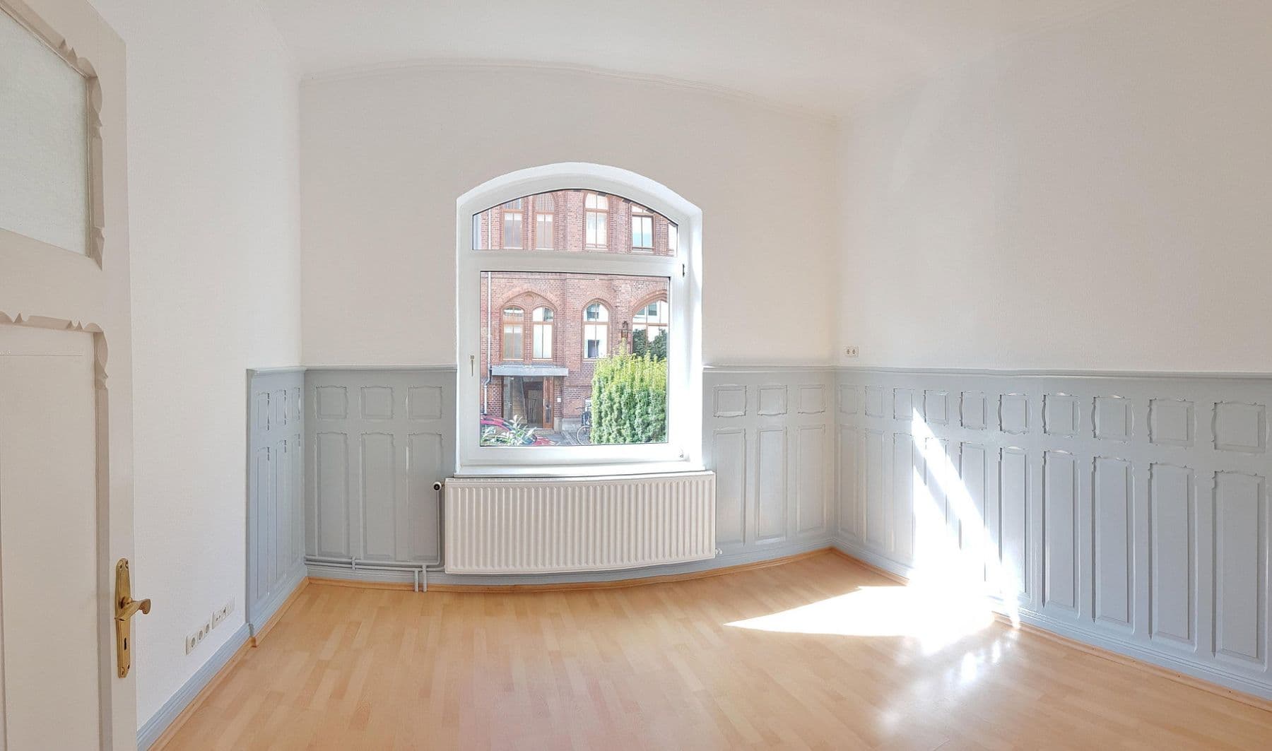 Pronájem bytu 3+1 90 m², Hildesheim, Dolní Sasko Pronájem bytu 3+1 90 m², Hildesheim, Dolní Sasko