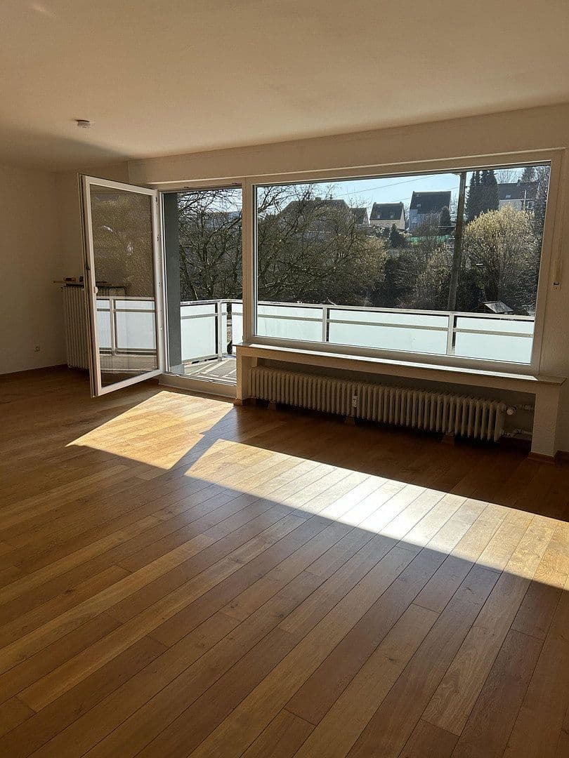 Pronájem bytu 3+1 82 m², Agnesstraße 25, Solingen, Severní Porýní-Vestfálsko Pronájem bytu 3+1 82 m², Agnesstraße 25, Solingen, Severní Porýní-Vestfálsko