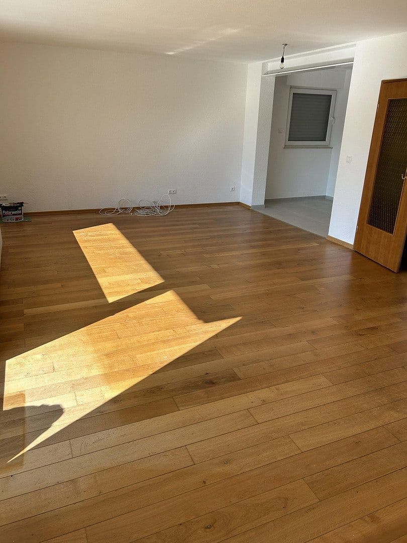 Pronájem bytu 3+1 82 m², Agnesstraße 25, Solingen, Severní Porýní-Vestfálsko Pronájem bytu 3+1 82 m², Agnesstraße 25, Solingen, Severní Porýní-Vestfálsko