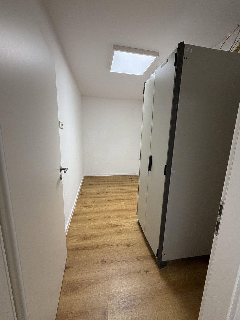Pronájem kanceláře 98 m², Viktoriastr 45, Bochum, Severní Porýní-Vestfálsko Pronájem kanceláře 98 m², Viktoriastr 45, Bochum, Severní Porýní-Vestfálsko