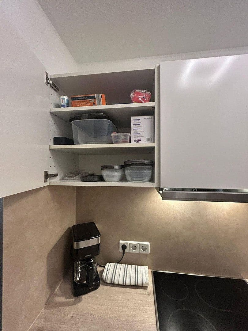 Pronájem bytu 1+1 42 m², Kastanienallee 19b, Berlin, Berlín Pronájem bytu 1+1 42 m², Kastanienallee 19b, Berlin, Berlín