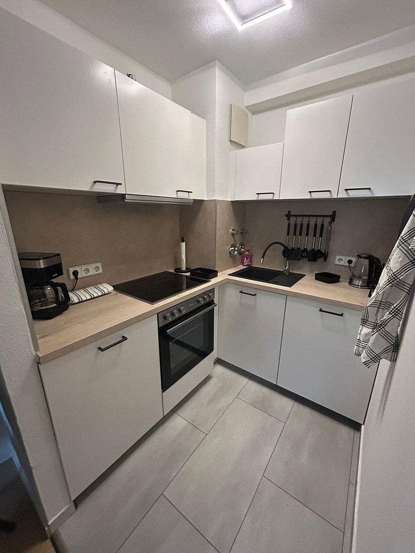 Pronájem bytu 1+1 42 m², Kastanienallee 19b, Berlin, Berlín Pronájem bytu 1+1 42 m², Kastanienallee 19b, Berlin, Berlín