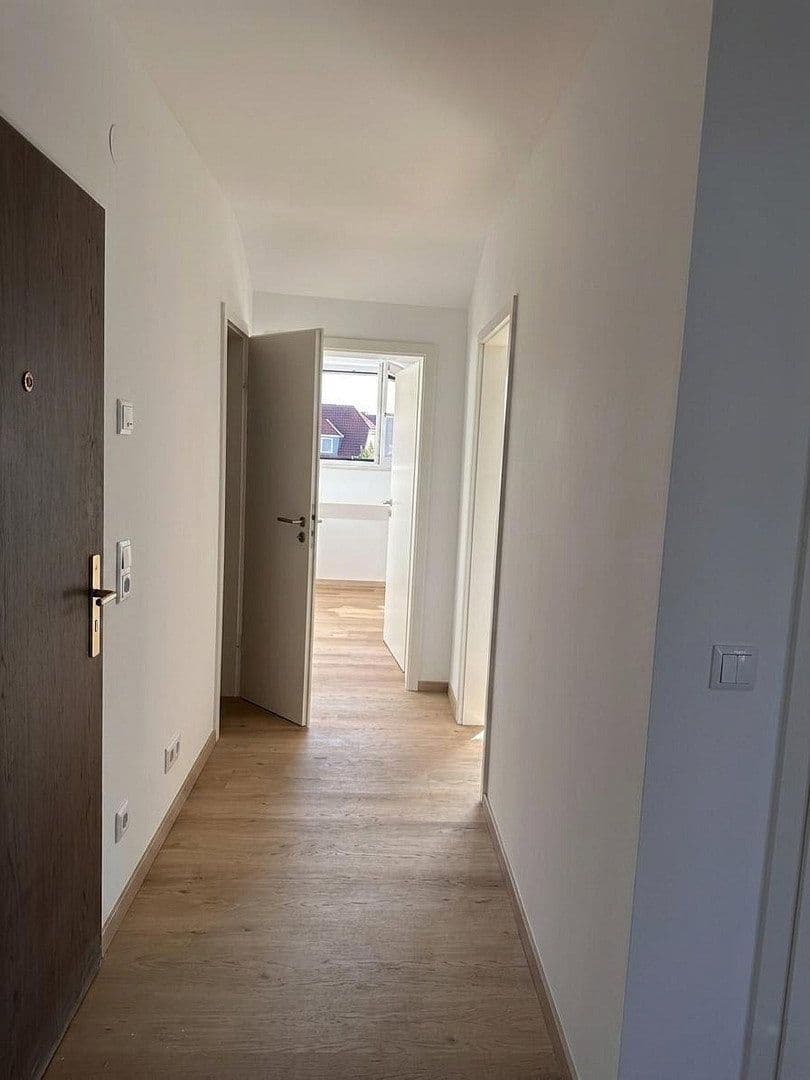 Pronájem bytu 4+1 72 m², Köln, Severní Porýní-Vestfálsko Pronájem bytu 4+1 72 m², Köln, Severní Porýní-Vestfálsko