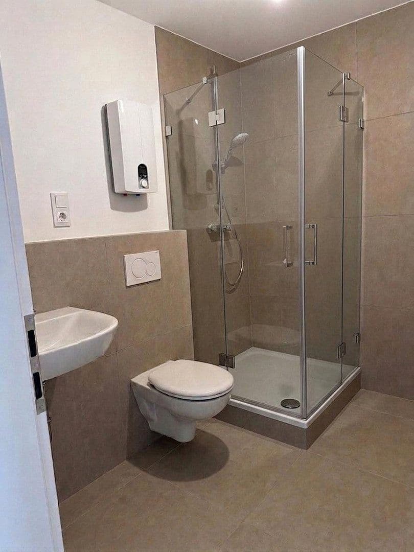 Pronájem bytu 4+1 72 m², Köln, Severní Porýní-Vestfálsko Pronájem bytu 4+1 72 m², Köln, Severní Porýní-Vestfálsko
