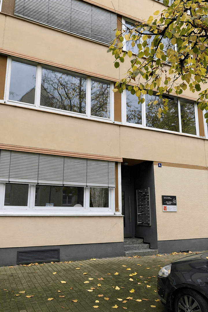 Pronájem bytu 1+1 30 m², Höristraße 4, Singen (Hohentwiel), Bádensko-Württembersko Pronájem bytu 1+1 30 m², Höristraße 4, Singen (Hohentwiel), Bádensko-Württembersko