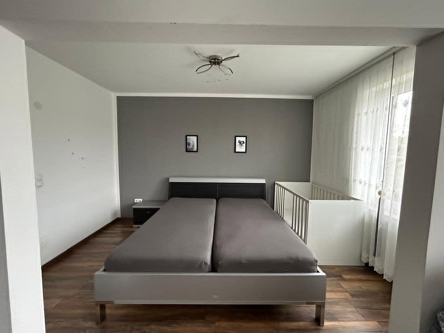 Prodej domu 141 m², pozemek 251 m², Duisburg, Severní Porýní-Vestfálsko Prodej domu 141 m², pozemek 251 m², Duisburg, Severní Porýní-Vestfálsko