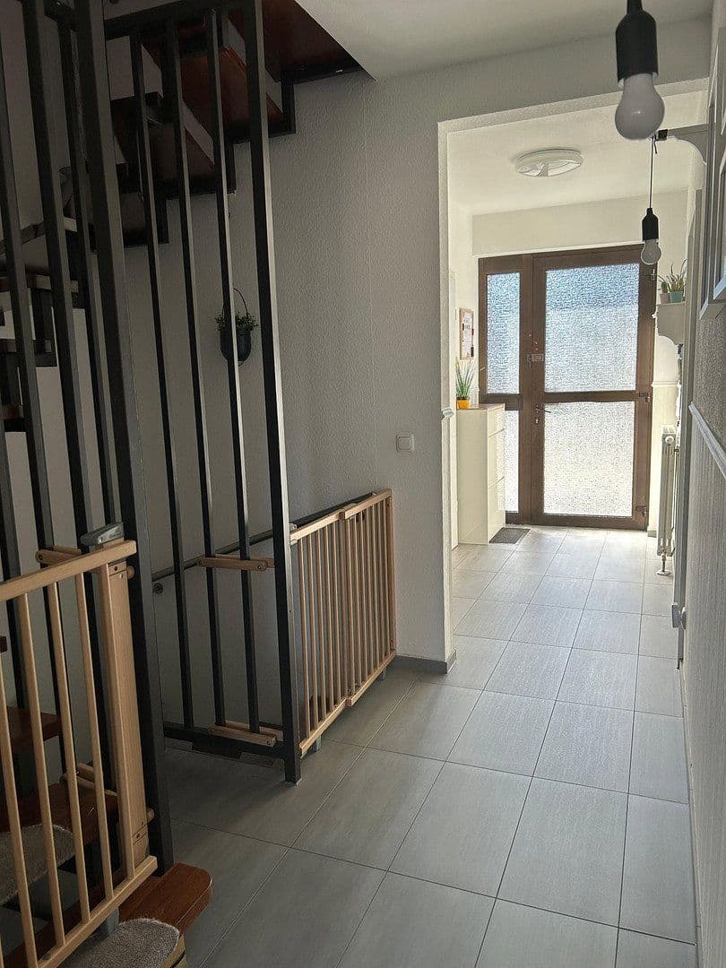 Prodej domu 141 m², pozemek 251 m², Duisburg, Severní Porýní-Vestfálsko Prodej domu 141 m², pozemek 251 m², Duisburg, Severní Porýní-Vestfálsko