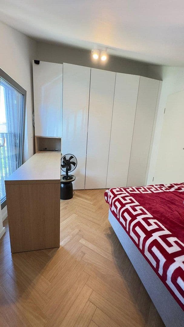 Pronájem bytu 2+1 40 m², Stümpflingstraße 5, München, Bavorsko Pronájem bytu 2+1 40 m², Stümpflingstraße 5, München, Bavorsko