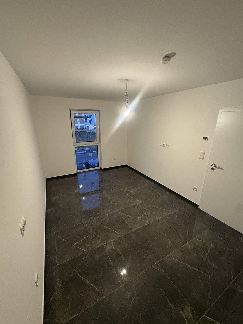 Pronájem bytu 4+1 94 m², Sternenstraße 5, Rodenbach, Hessen Pronájem bytu 4+1 94 m², Sternenstraße 5, Rodenbach, Hessen