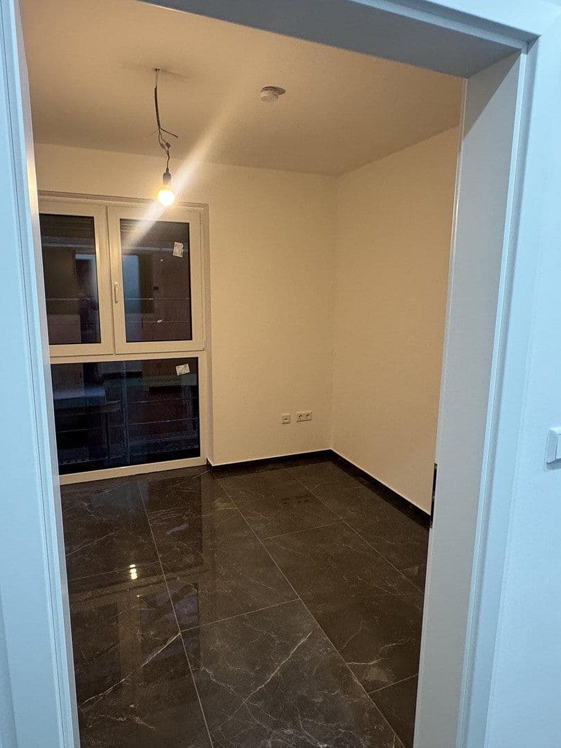 Pronájem bytu 4+1 94 m², Sternenstraße 5, Rodenbach, Hessen Pronájem bytu 4+1 94 m², Sternenstraße 5, Rodenbach, Hessen