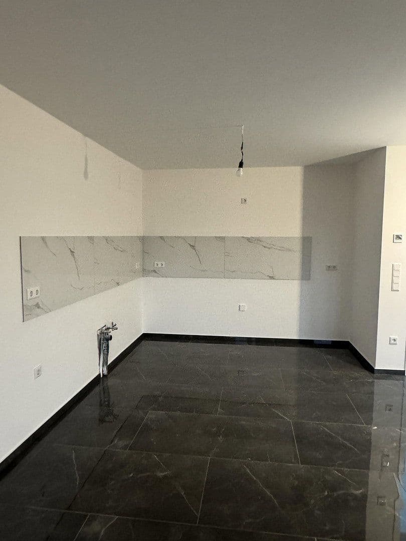 Pronájem bytu 4+1 94 m², Sternenstraße 5, Rodenbach, Hessen Pronájem bytu 4+1 94 m², Sternenstraße 5, Rodenbach, Hessen