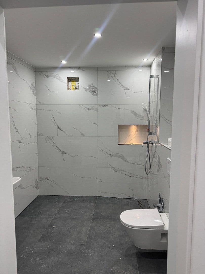 Pronájem bytu 4+1 94 m², Sternenstraße 5, Rodenbach, Hessen Pronájem bytu 4+1 94 m², Sternenstraße 5, Rodenbach, Hessen