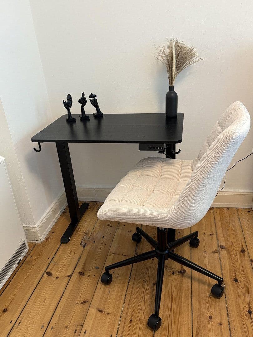 Pronájem bytu 1+kk 36 m², Lindenallee 36D, Hamburg, Hamburg Pronájem bytu 1+kk 36 m², Lindenallee 36D, Hamburg, Hamburg