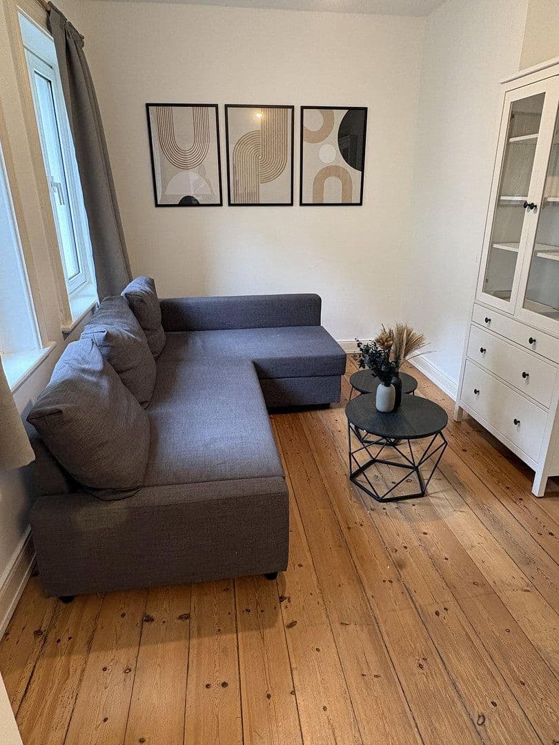 Pronájem bytu 1+kk 36 m², Lindenallee 36D, Hamburg, Hamburg Pronájem bytu 1+kk 36 m², Lindenallee 36D, Hamburg, Hamburg