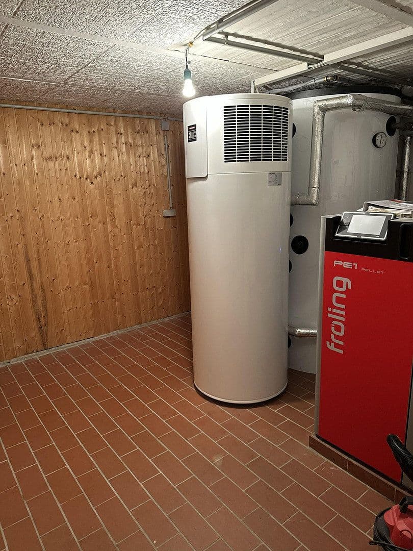 Prodej domu 120 m², pozemek 620 m², Bad Schussenried, Bádensko-Württembersko Prodej domu 120 m², pozemek 620 m², Bad Schussenried, Bádensko-Württembersko