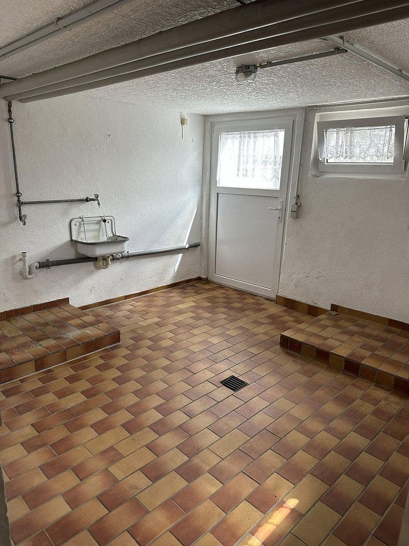Prodej domu 120 m², pozemek 620 m², Bad Schussenried, Bádensko-Württembersko Prodej domu 120 m², pozemek 620 m², Bad Schussenried, Bádensko-Württembersko