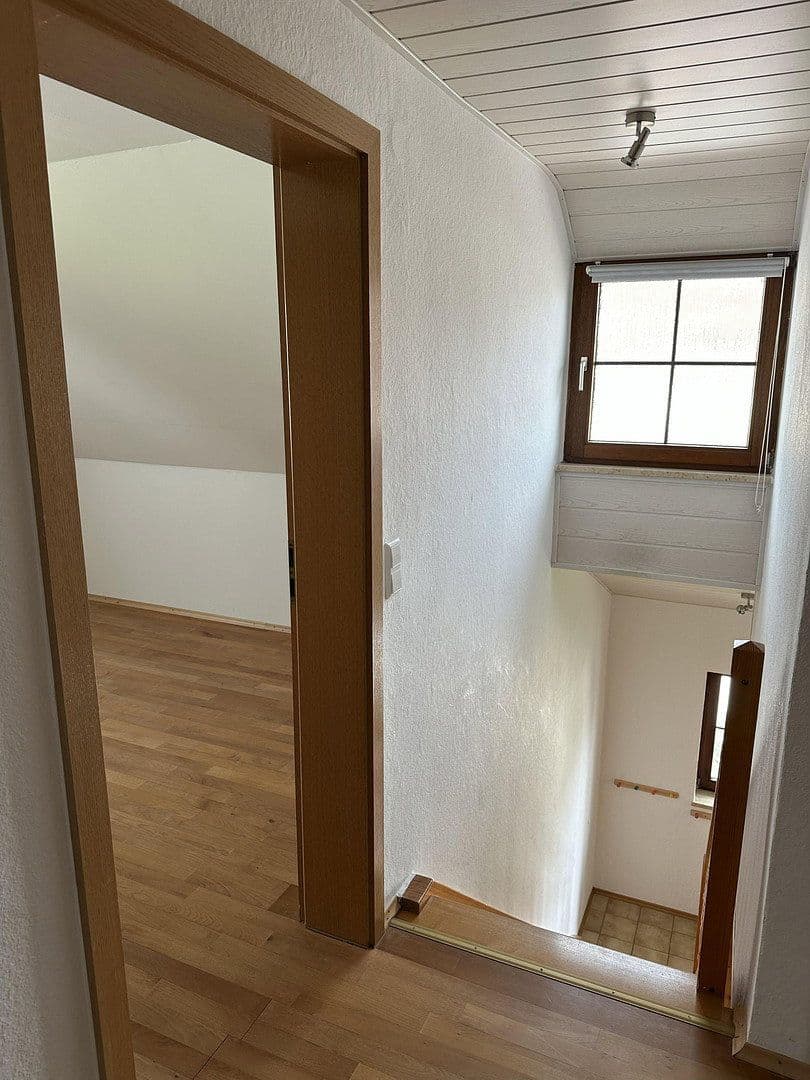 Prodej domu 120 m², pozemek 620 m², Bad Schussenried, Bádensko-Württembersko Prodej domu 120 m², pozemek 620 m², Bad Schussenried, Bádensko-Württembersko