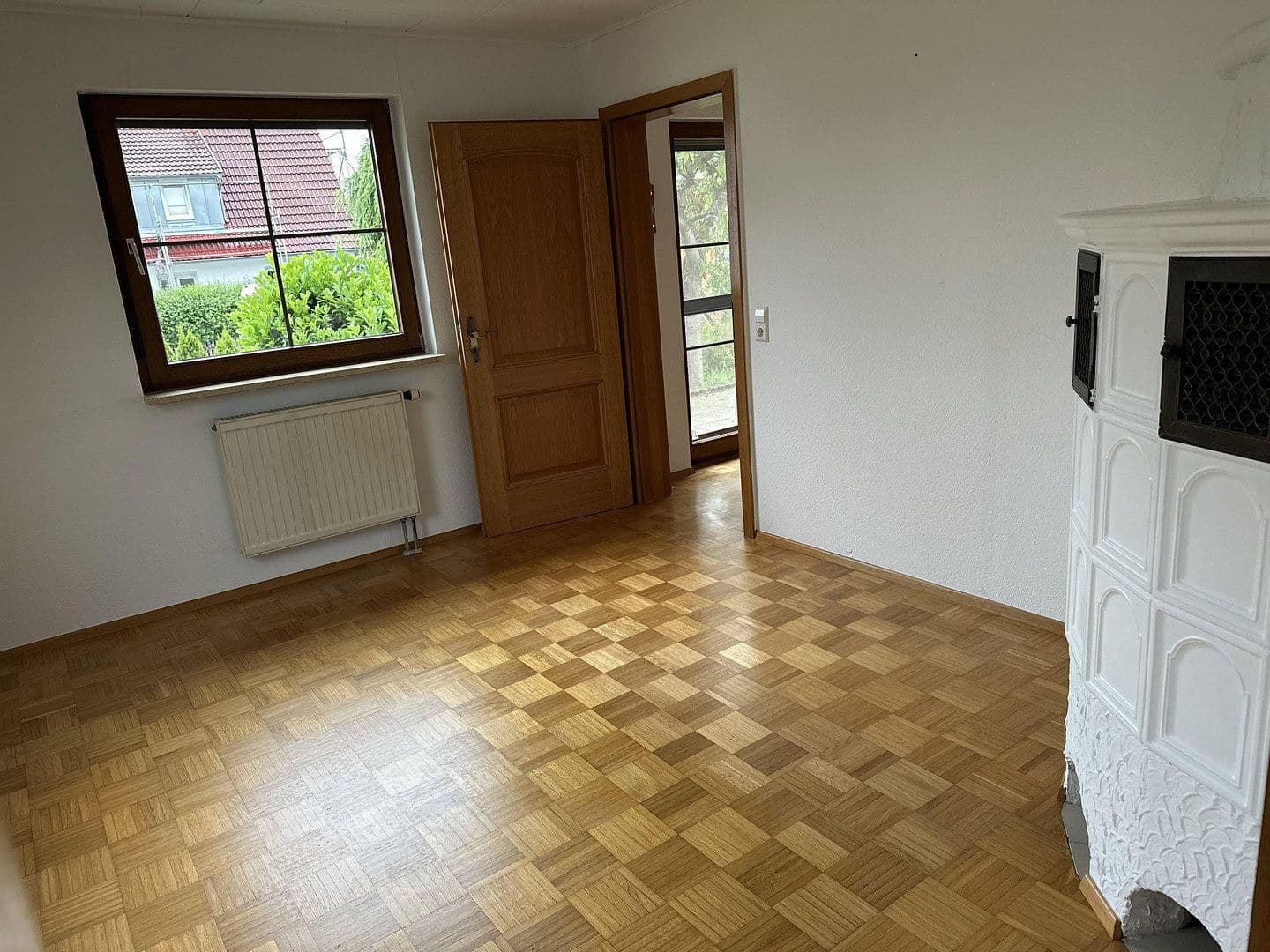 Prodej domu 120 m², pozemek 620 m², Bad Schussenried, Bádensko-Württembersko Prodej domu 120 m², pozemek 620 m², Bad Schussenried, Bádensko-Württembersko