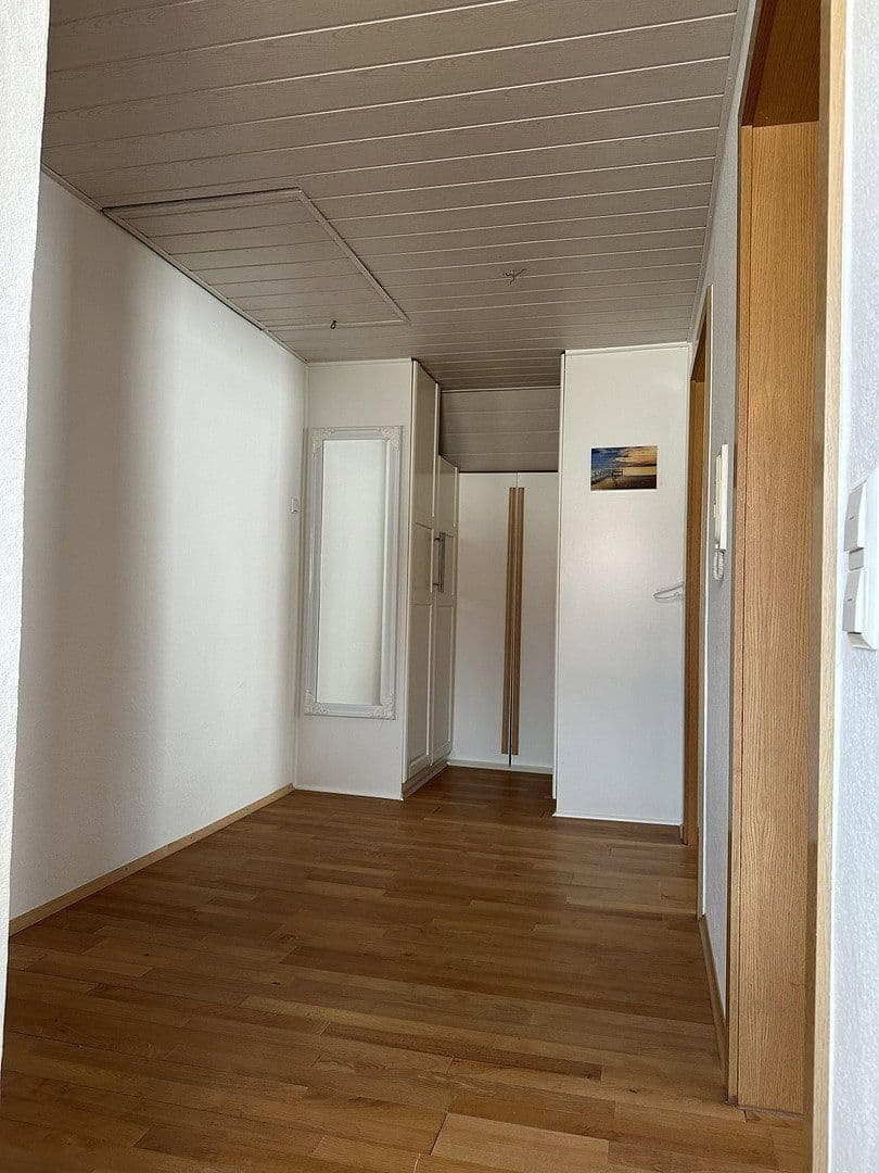 Prodej domu 120 m², pozemek 620 m², Bad Schussenried, Bádensko-Württembersko Prodej domu 120 m², pozemek 620 m², Bad Schussenried, Bádensko-Württembersko